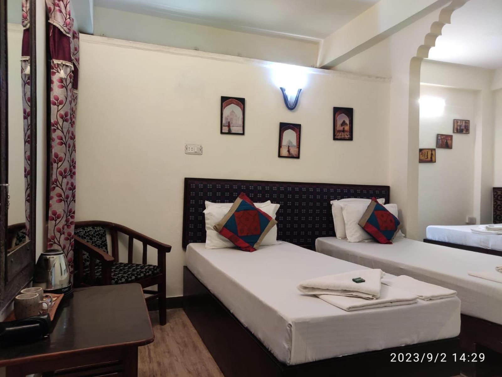 Max Guest House Agra  Zimmer foto